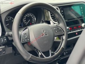 Xe Mitsubishi Outlander Premium 2.0 CVT 2021 Xám, Nội Thất Đen