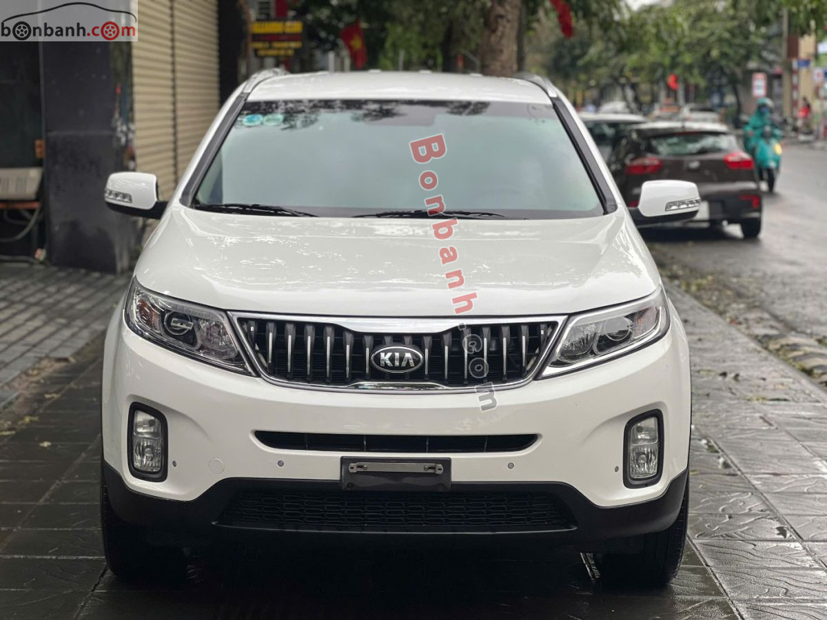 Kia Sorento GAT 2018 Trắng, Nội Thất Kem