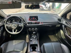 Xe Mazda 3 1.5L Luxury 2019 Trắng, Nội Thất Đen