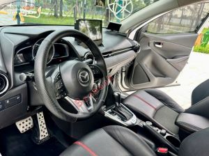 Xe Mazda 2 1.5 AT 2015 Trắng, Nội Thất Đen