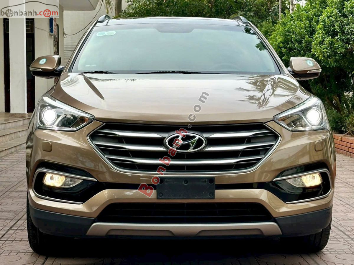 Hyundai SantaFe 2.2L 4WD 2016 Nâu, Nội Thất Kem