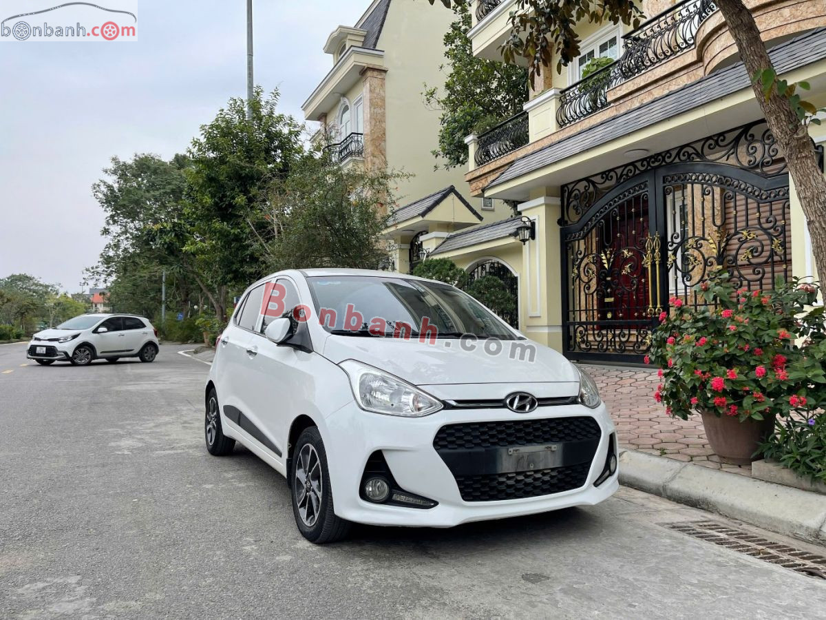 Hyundai i10 Grand 1.2 AT 2021 Trắng, Nội Thất Nhiều màu