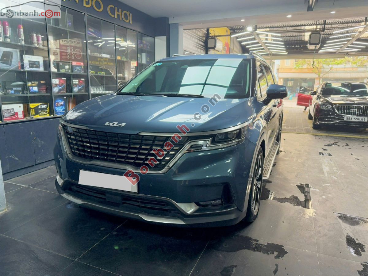 Kia Carnival Signature 2.2D 2022 Xanh, Nội Thất Nâu